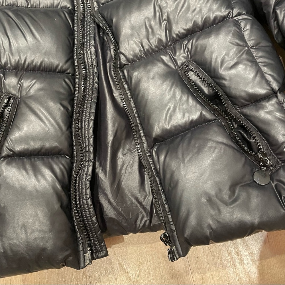 Moncler Puffer Jacket - Picture 4 of 9